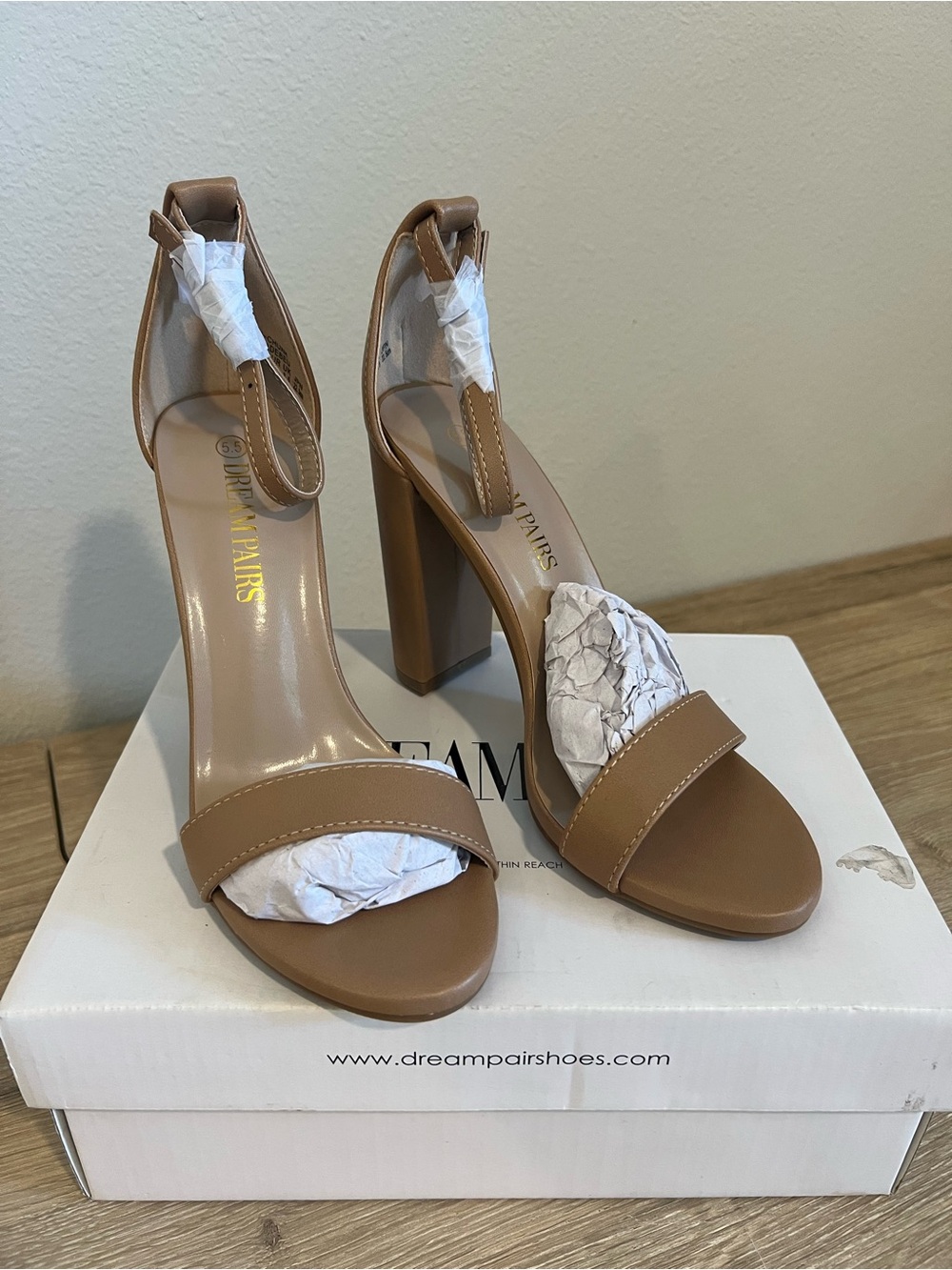 DREAM PAIRS Hi-Chunk High Heel Pump Sandals Nude PU Size 5.5 Block Heel NWB⁠ - Picture 2 of 14